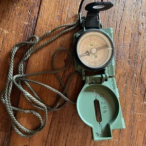 Green Military Compass with Pouch-NEW